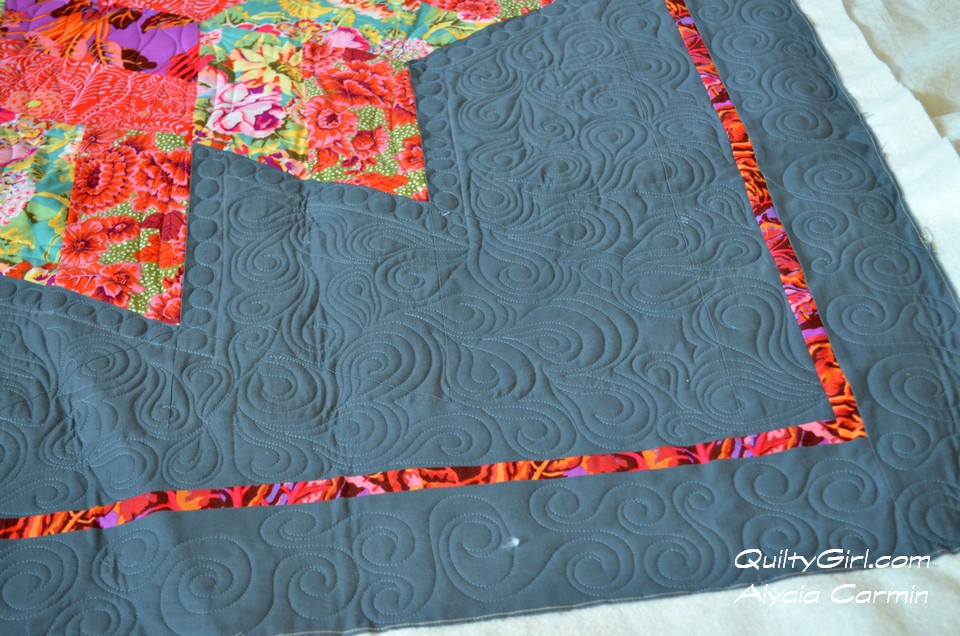 Alycia Quilts Quiltygirl Glimmer Quilt
