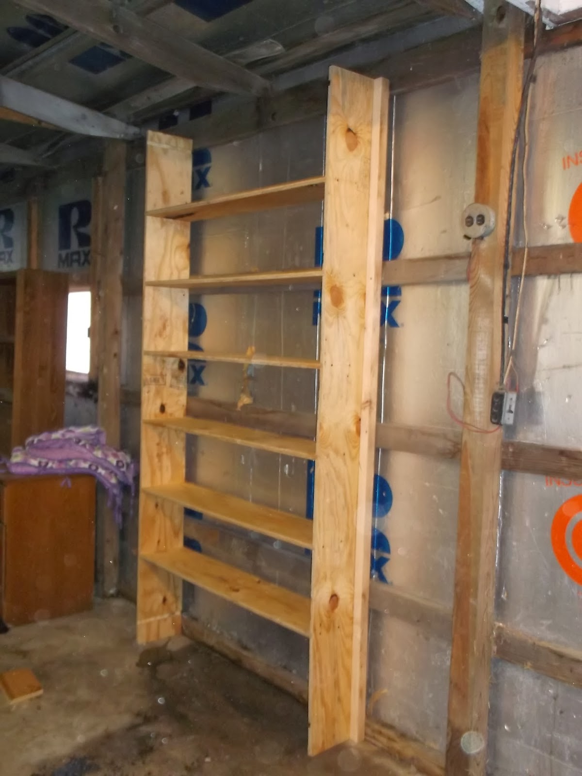 rictheturtleryan Simple Shelves and Recycled Storage Units Howto