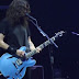 Os fãs de Foo Fighters estão preocupados com a voz de Dave Grohl