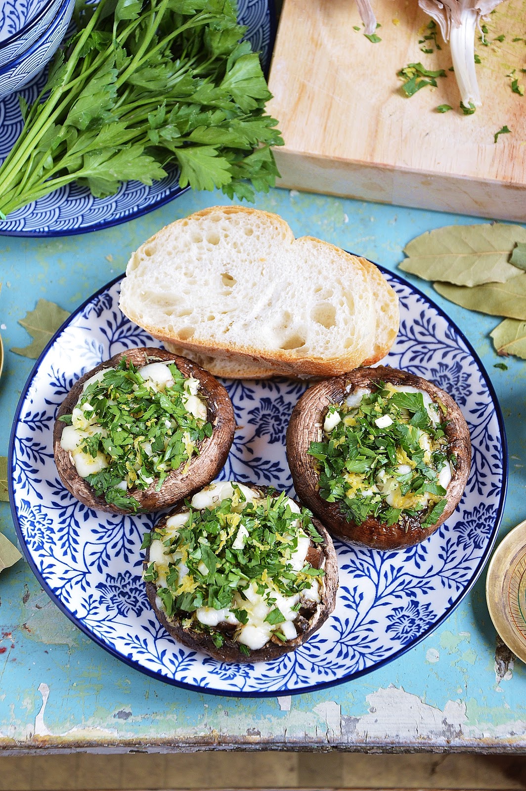 Moja smaczna kuchnia I blog kulinarny Pieczone portobello z mozzarellą i gremolatą