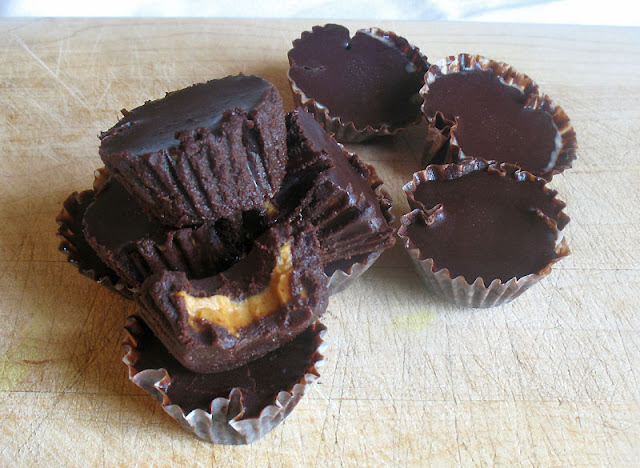 raw nut butter cups
