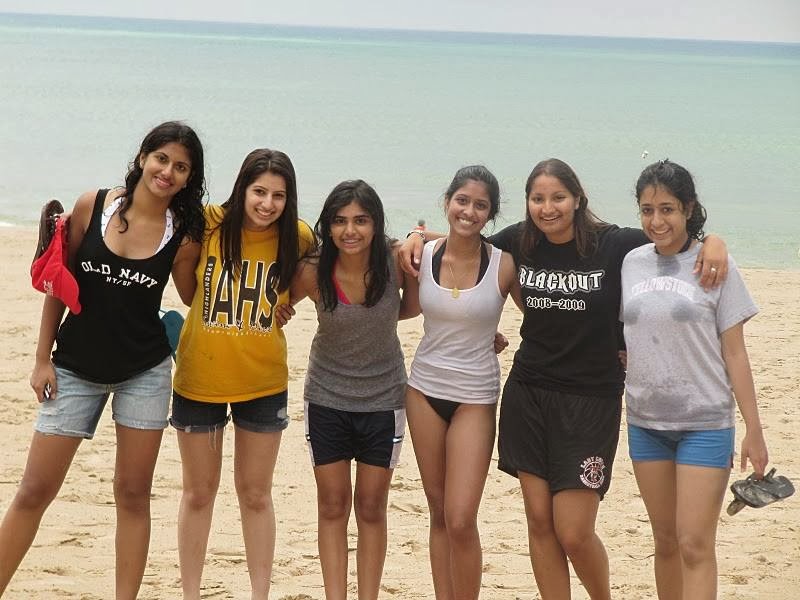 Desi Indian Girls Goa Beach Sexy Desi Call Girls