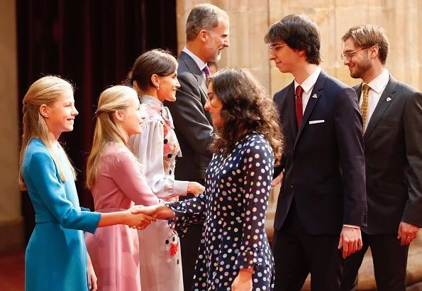 Queen Letizia wore a new floral embroidery dress by Manuel Pertegaz. Crown Princess Leonor and Infanta Sofia