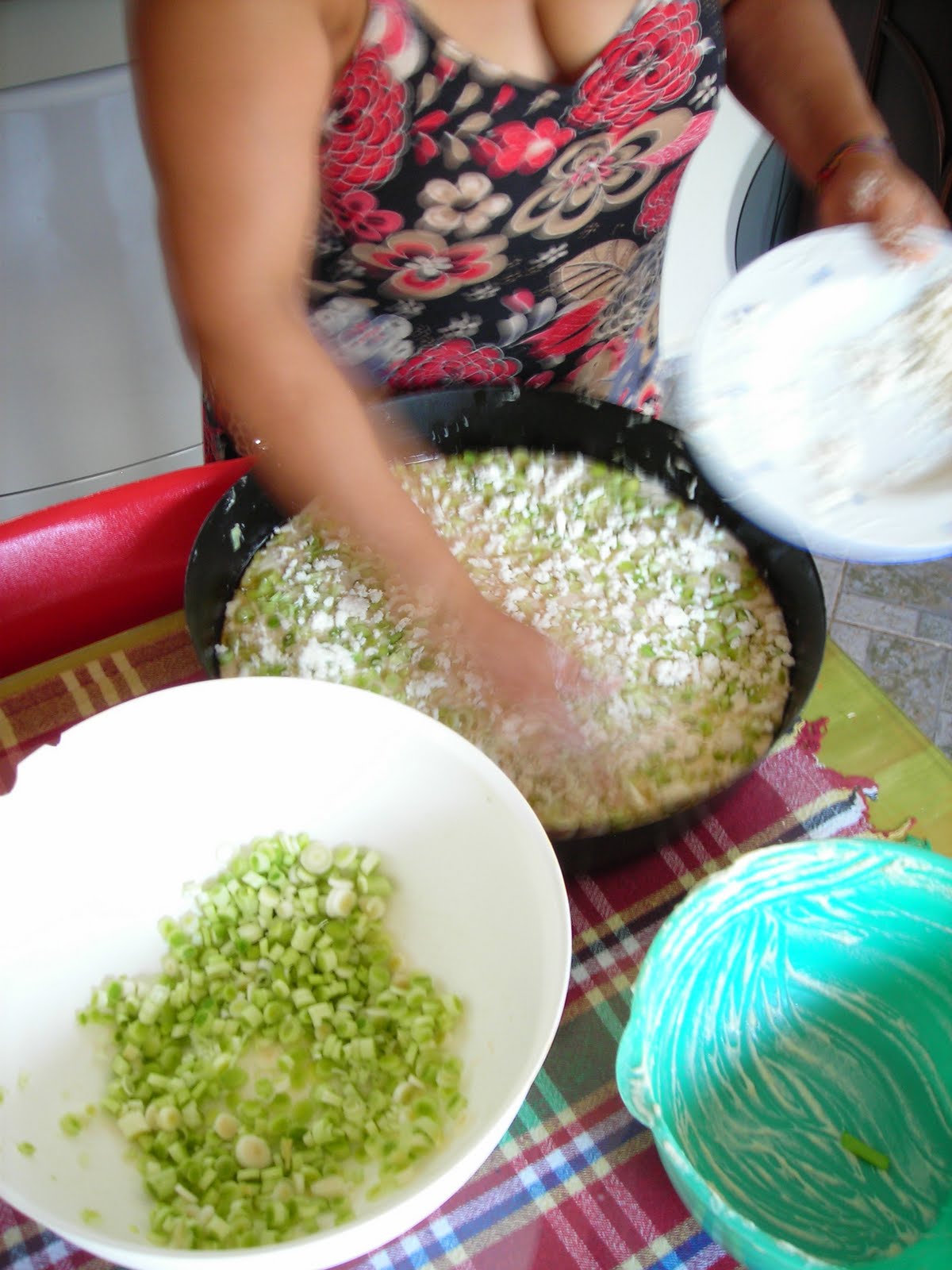 Emecik Günleri Datça�da Basma Börek Sazlı Usulü