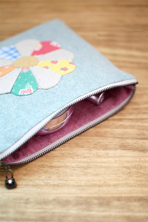 Patchwork Zipper Pouch DIY Tutorial Ideas!