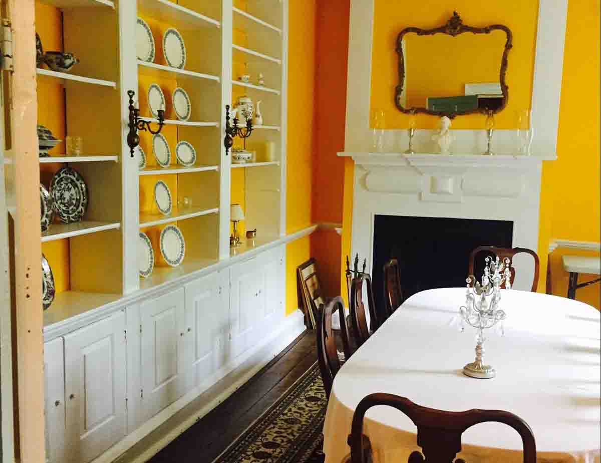 Historic Virginia Home George Washington Slept In; Decorated with Period Pieces