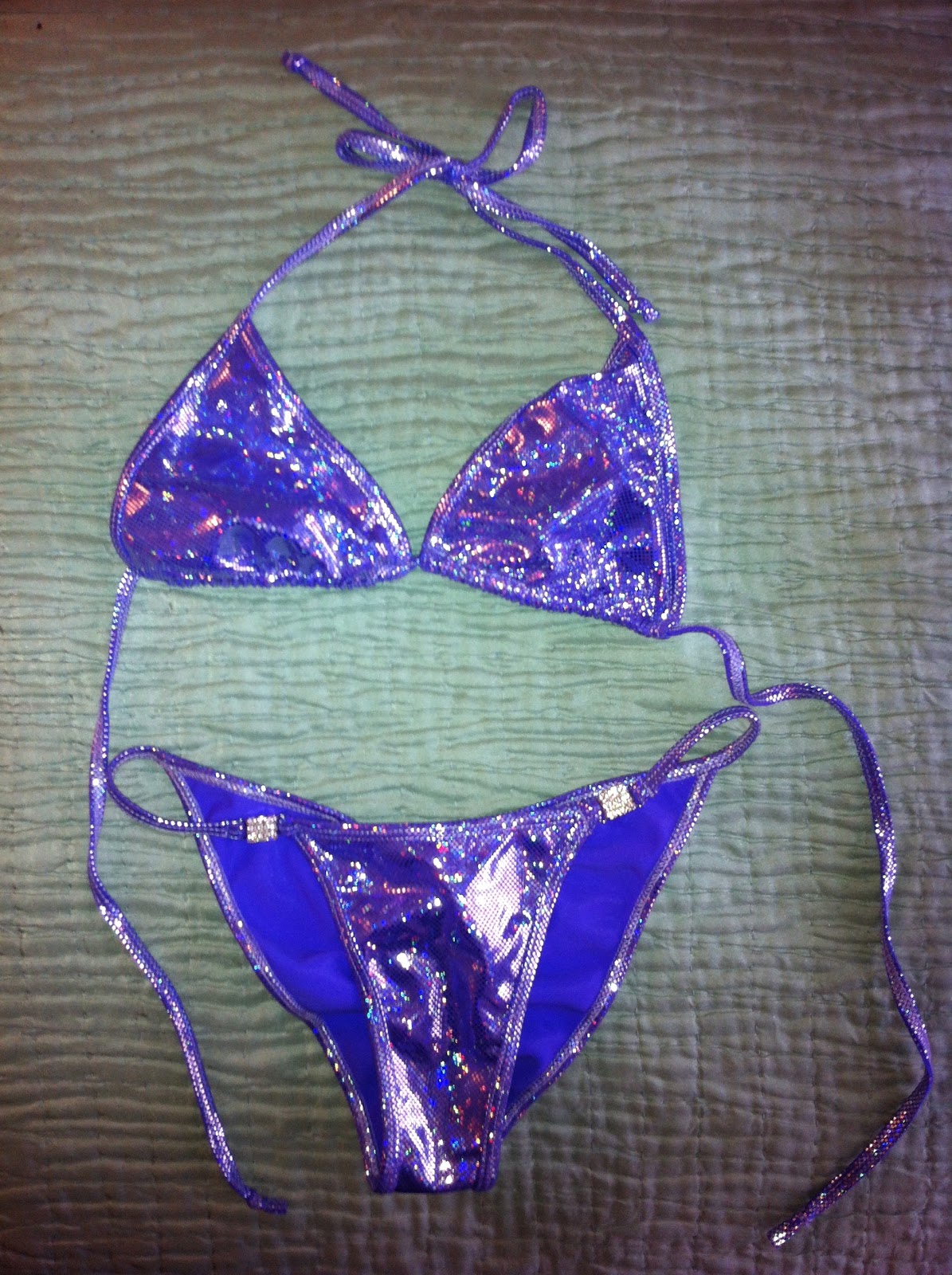 Bikini Competitor BIKINIS & WEIGHT