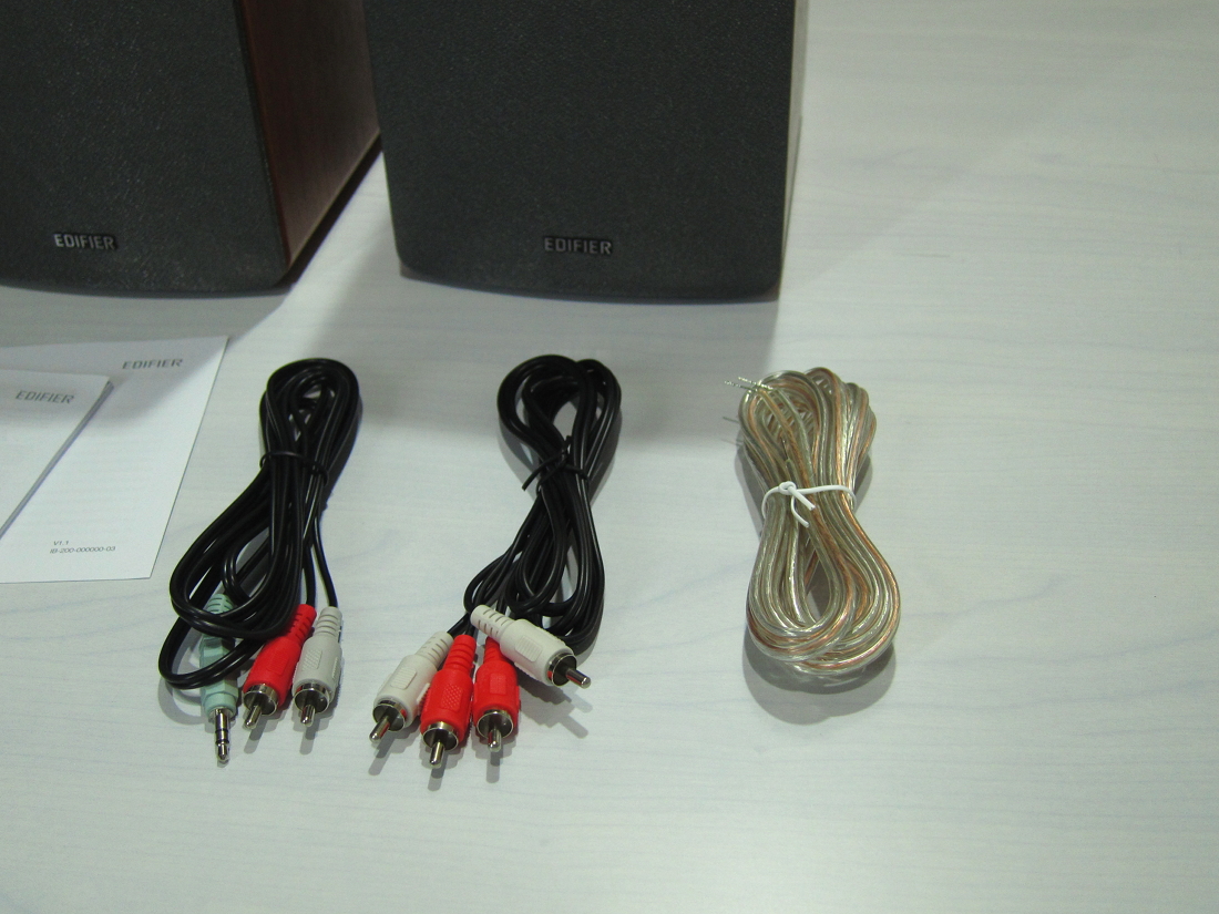 Gadgets and stuff Edifier R1280T Impressive sound quality for the price