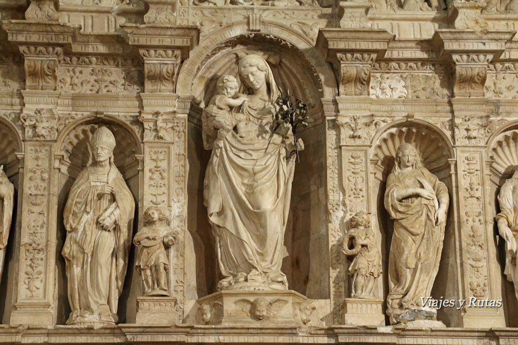 Detalle del retablo de la iglesia del Monasterio de Santa María de Poblet, Tarragona