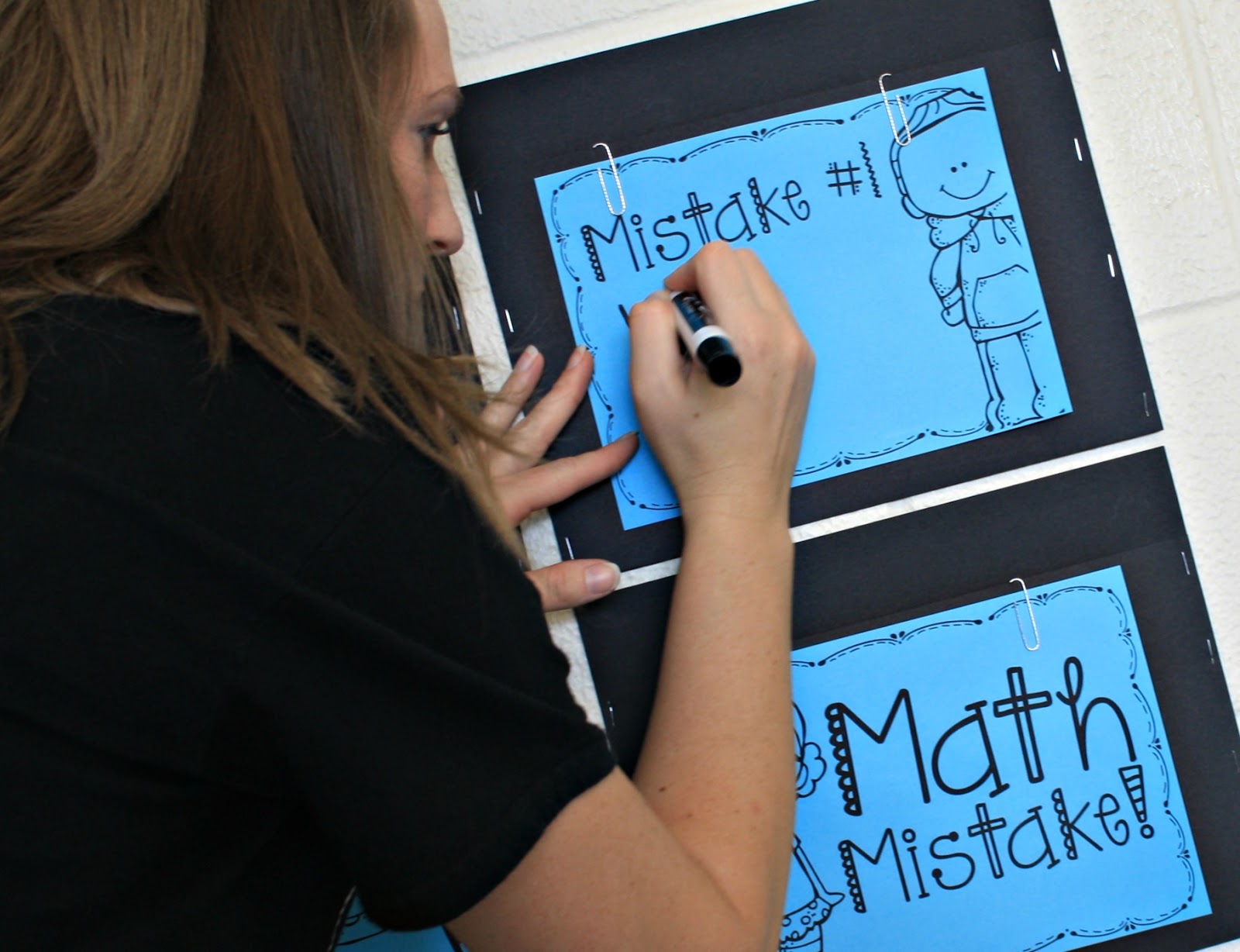 Exit tickets can help shape the style and format of your classroom quickly. Utilizing this simple tool allows for up to date information on student understanding,lowering student stress, encourages your student to reflect on their work, and helps you create small effective groups.Using exit tickets helps differeniate your centers based on students needs. Be sure to grab the freebie to help you get started. {Exit Tickets, Sorting Students for Small Groups, Differentiating, upper elementary}