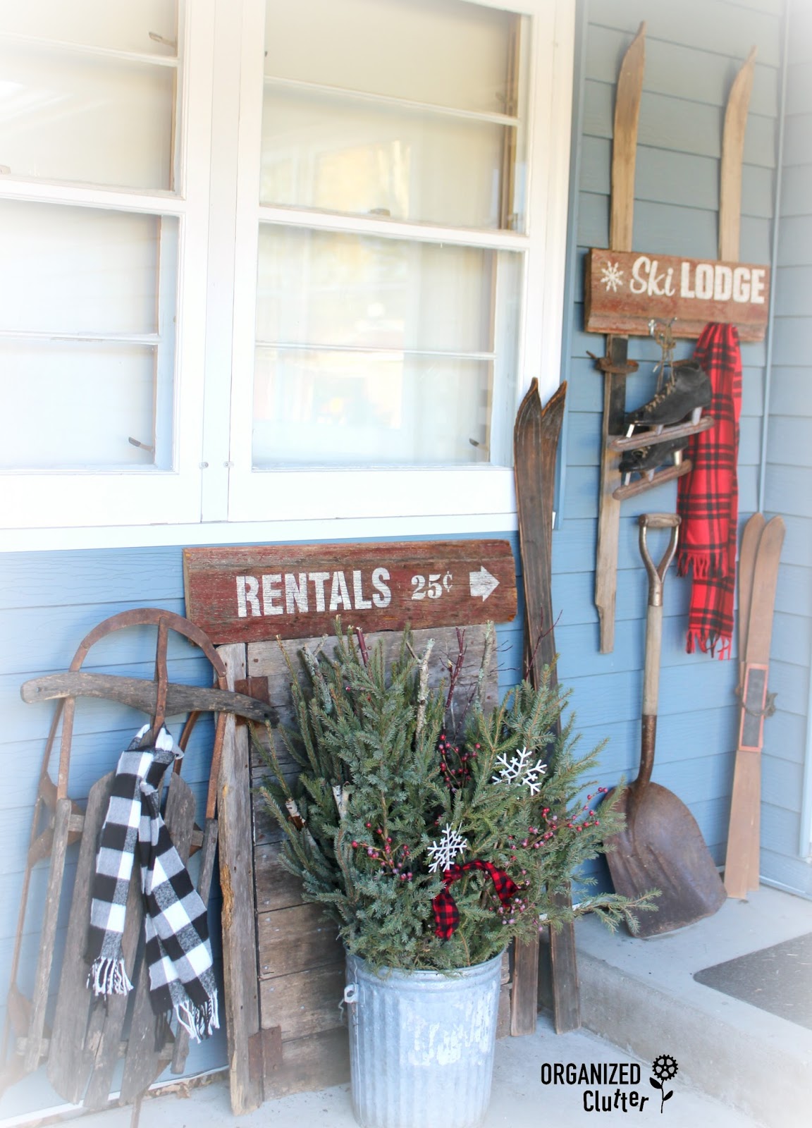 A Rustic Ski Themed Winter/Christmas Outdoor Vignette - Organized Clutter