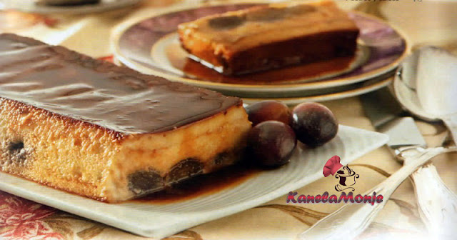 Flan de queso con uvas