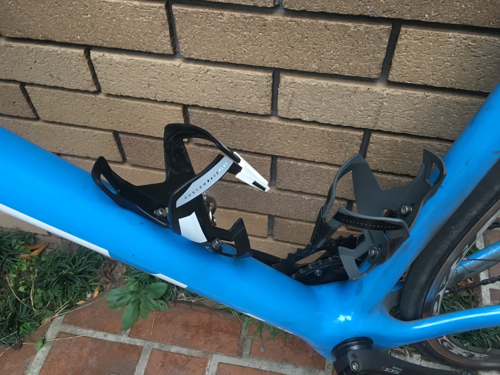 POSITIVO ESPRESSO New bottle cages