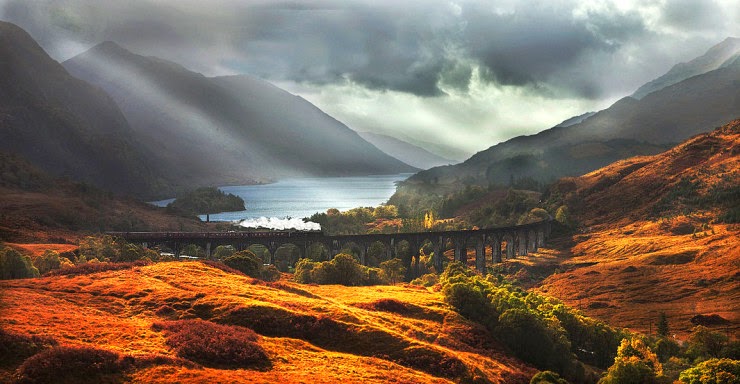 3. The Jacobite, Scottish Highlands, Scotland - Top 10 Scenic Rides