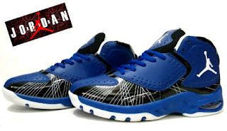 Jenis dan Model Sepatu Basket Jenis dan Model Sepatu Basket