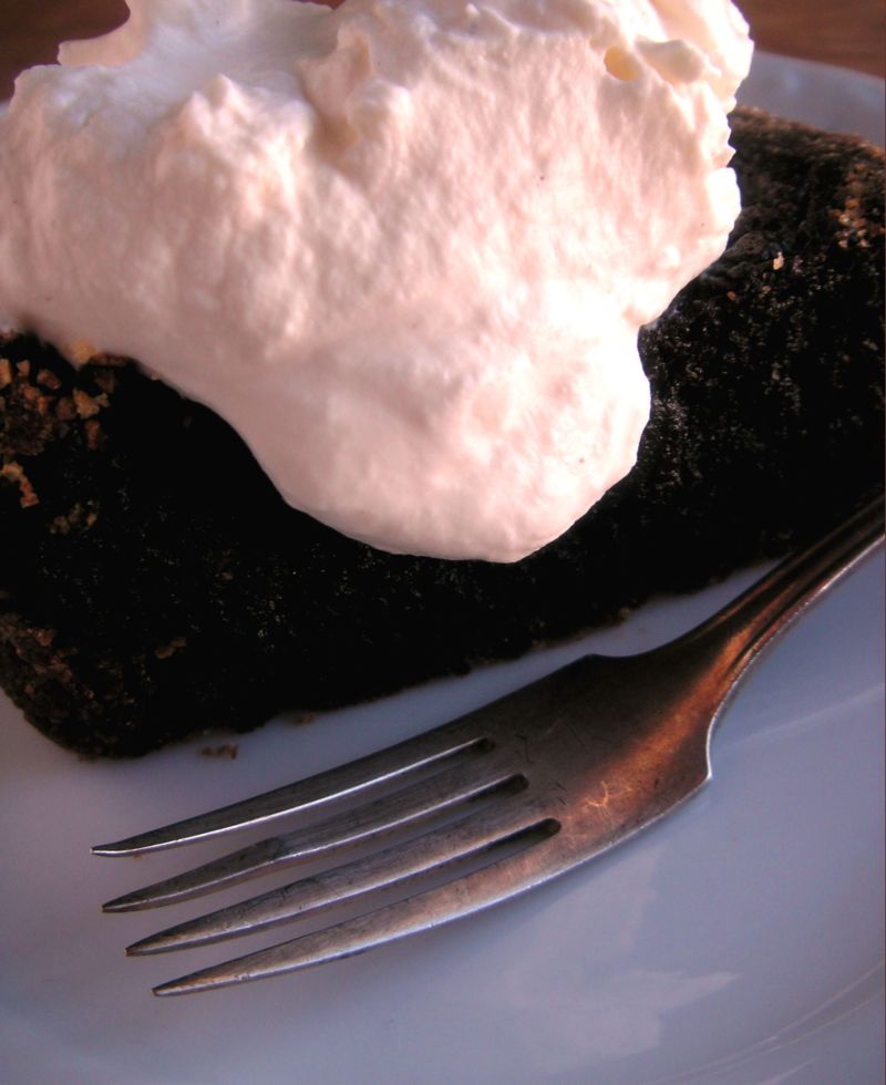 herkkusuun-lautasella-ruokablogi-m-rk-kladdkaka