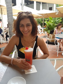 Singapore Slings at Raffles Singapore Slings at Raffles