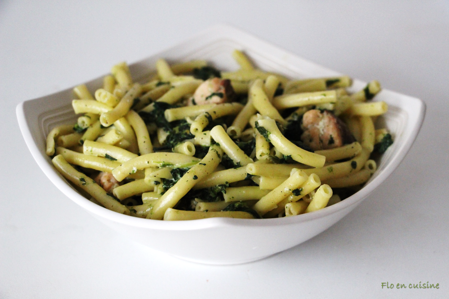 Flo en cuisine Pâtes saumon épinards