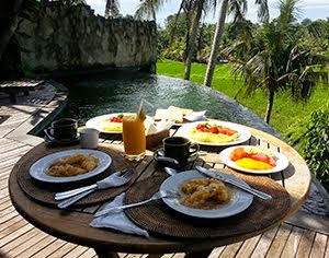 Breakfast Villa Motama Ubud