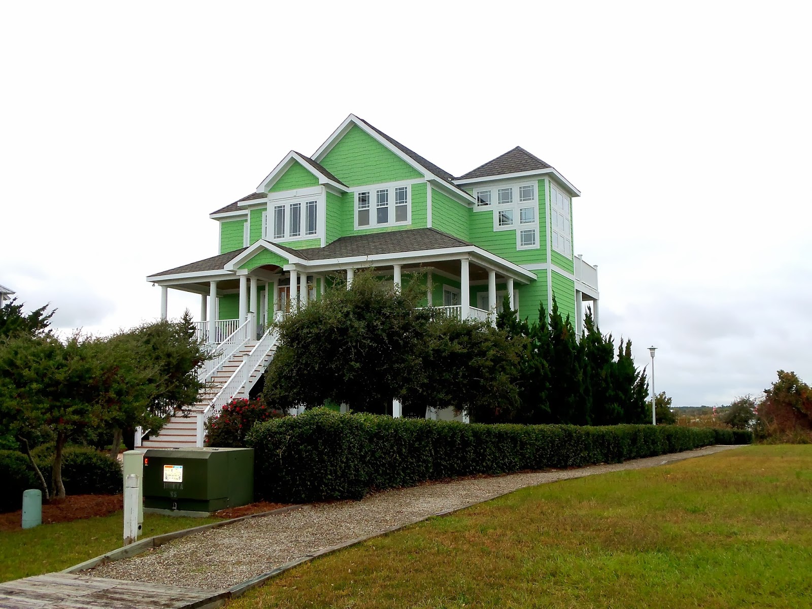 Kiki Nakita Southern Coastal Homes On Topsail Beach, North Carolina