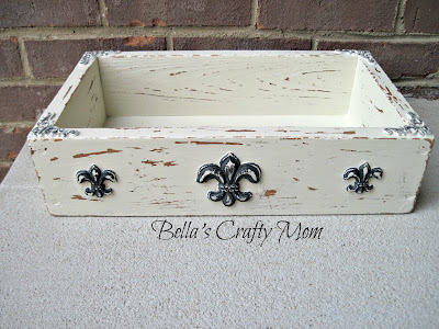 Fleur de lis box