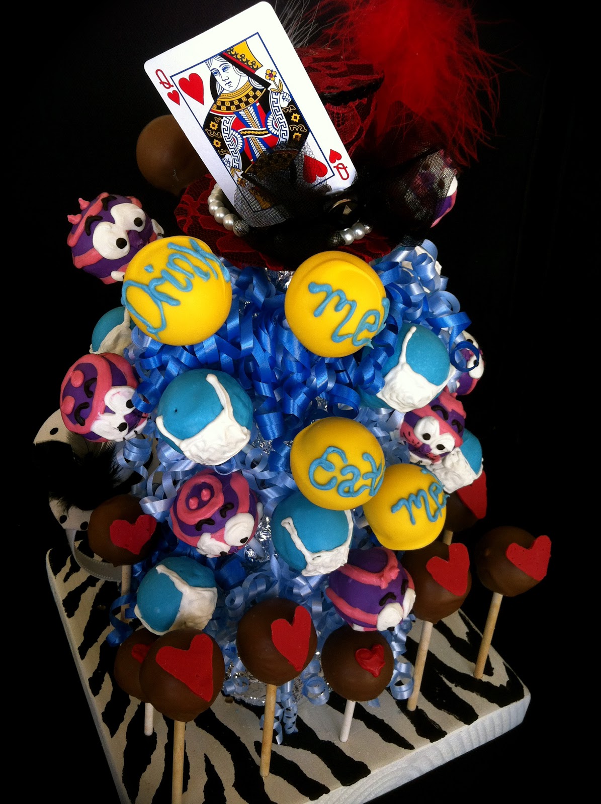 Cake Pop Queens Alice and Wonderland Cake Pops