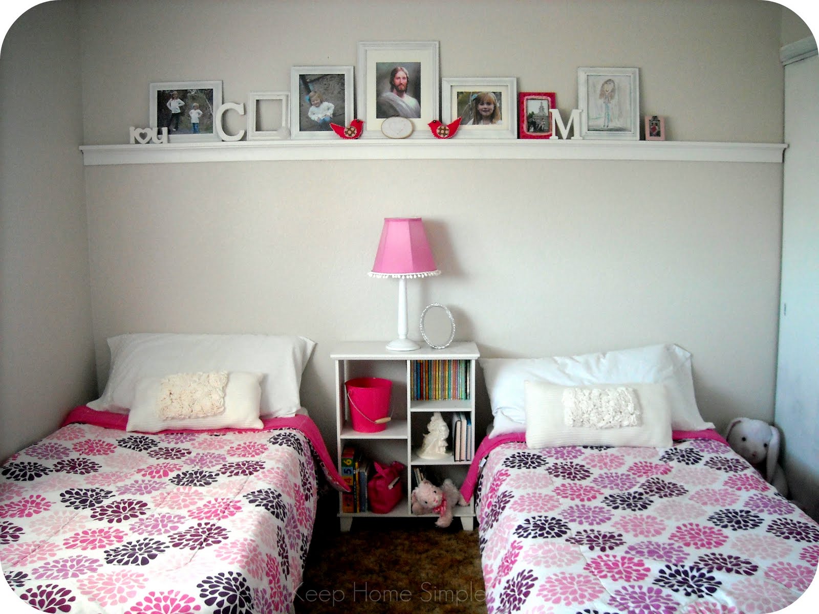 Keep Home Simple: The Girls' Room