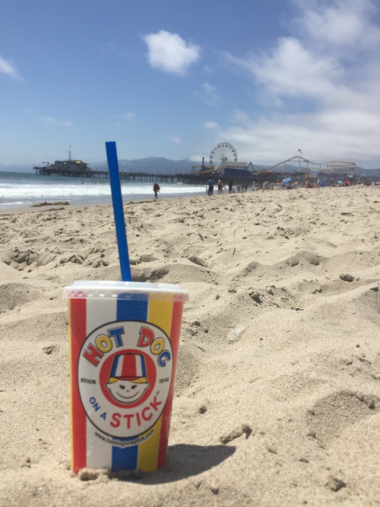 TBT HOT DOG HAPPY AT HOT DOG ON A STICK IN SANTA MONICA — HAPPYHAZEL