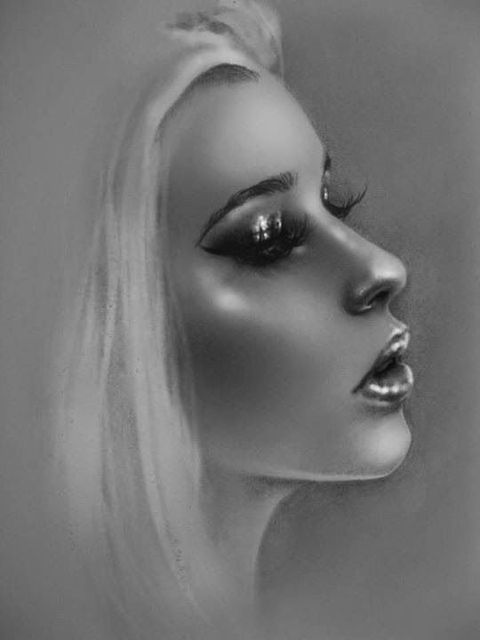 08-Rebecca-Blair-rbeccablair-Hyper-Realistic-Drawings-from-the-Heart-www-designstack-co