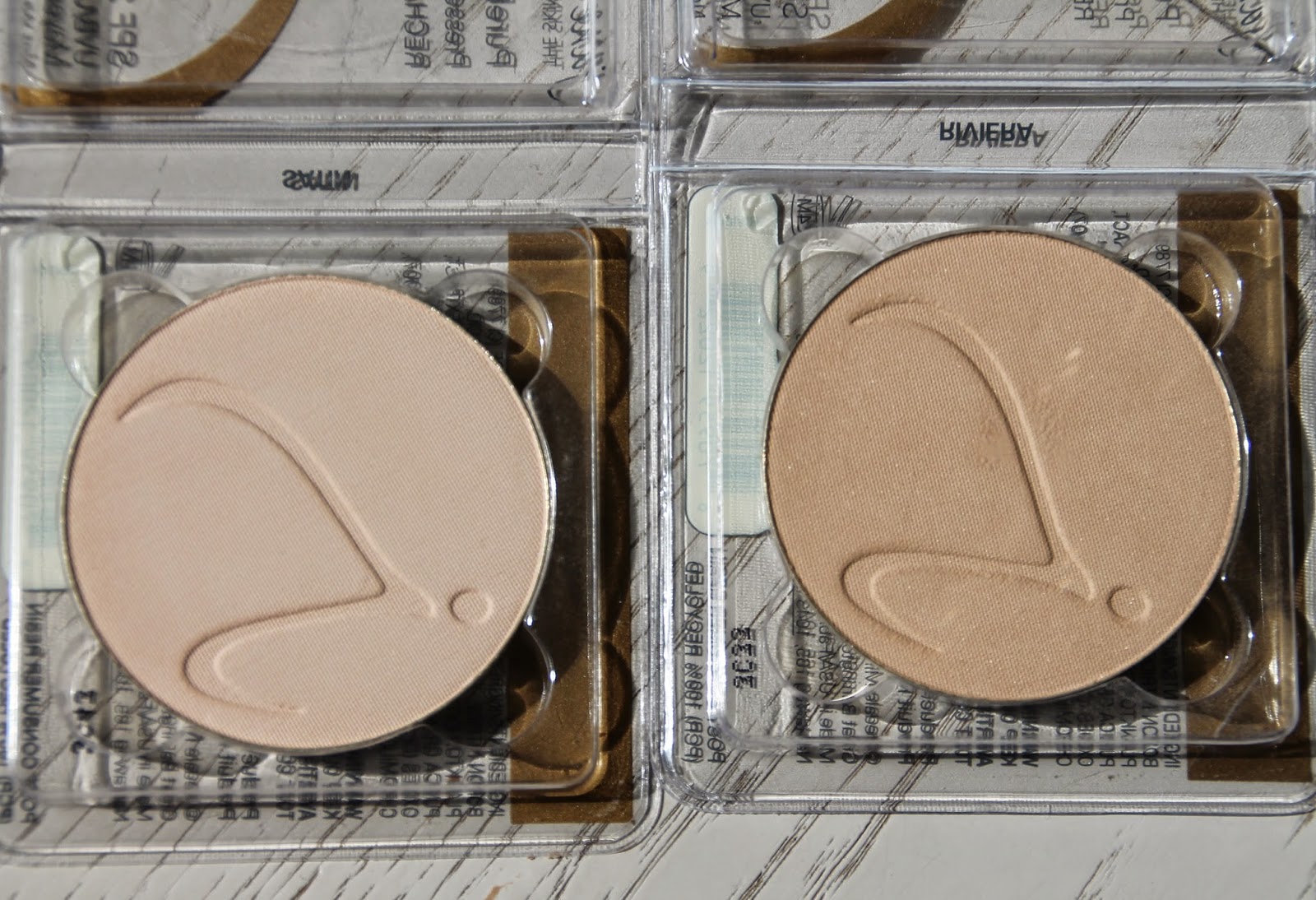 Crystal's Reviews Jane Iredale Purepressed Base Mineral Foundation SPF20