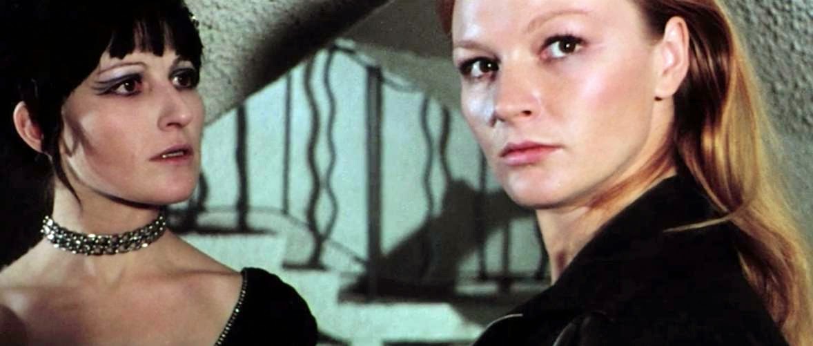 Lina Romay and Anna Watican - Female Vampire