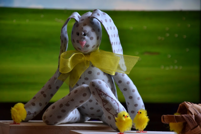 Бывают зайцы серые Бывают зайцы серые