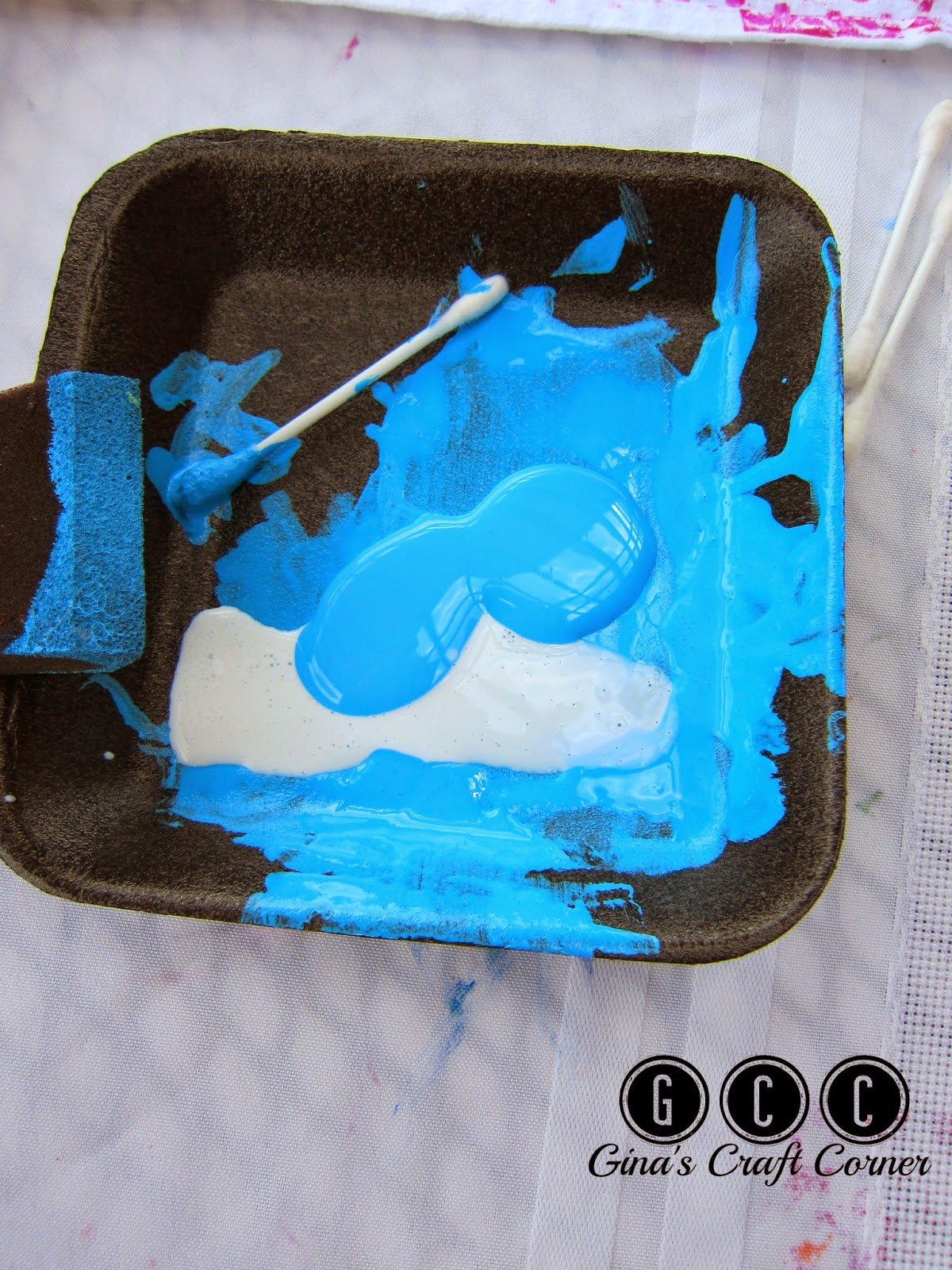 How to Paint on VinylTUTORIAL