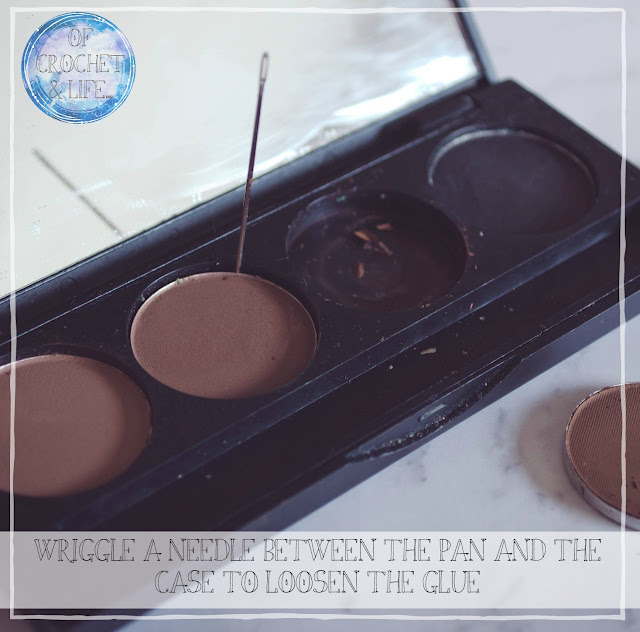 how to de-pan eyeshadow