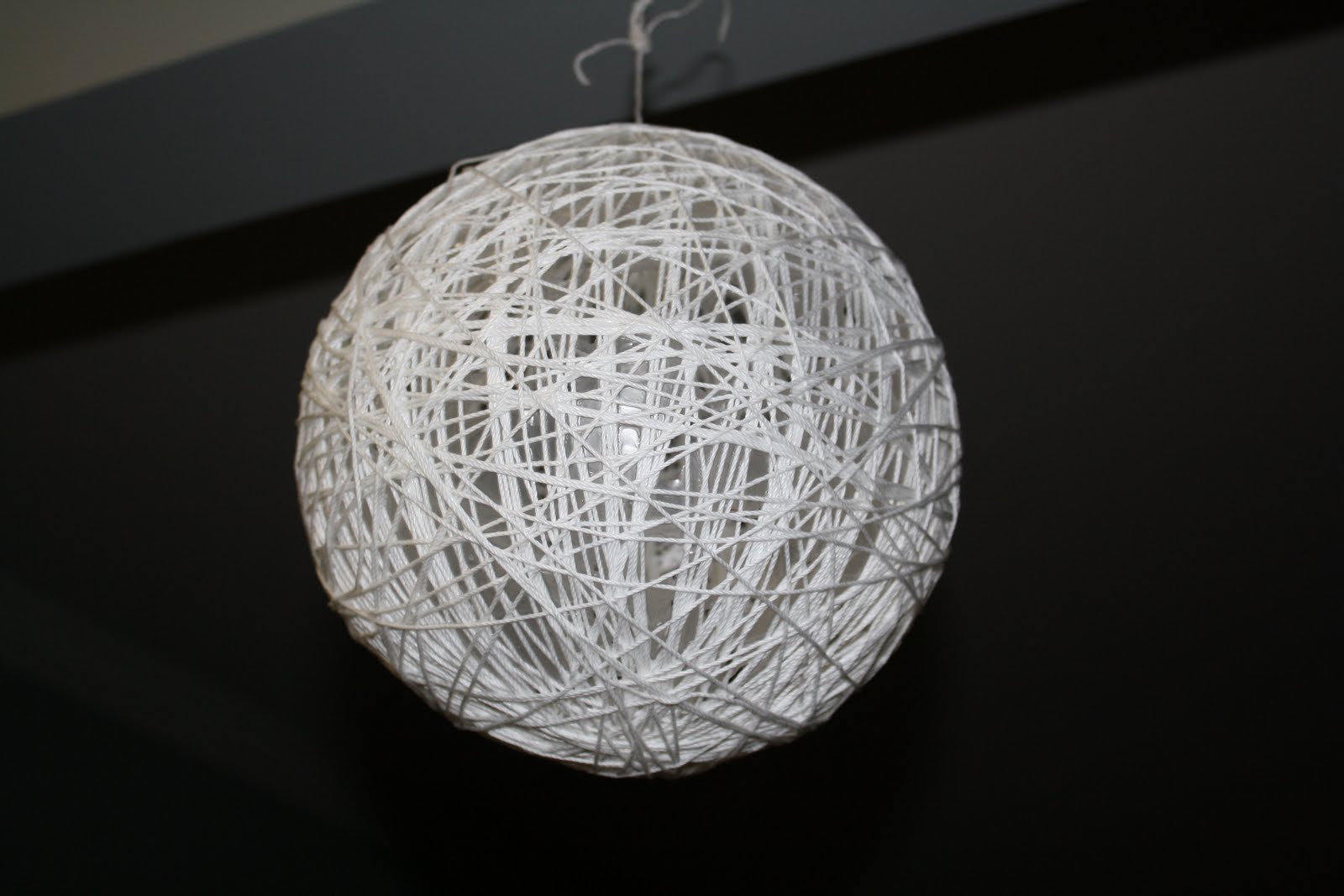 SHE Why Not Do It Yourself? String Lantern