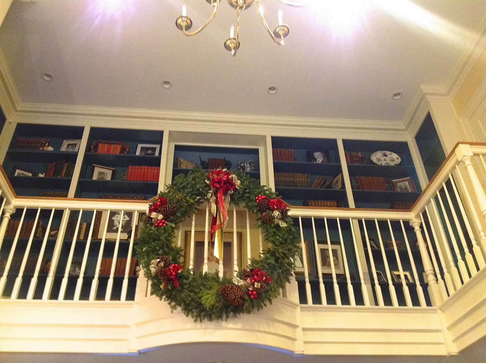 Must See Holiday House Tour In Newburyport Decor10 Blog