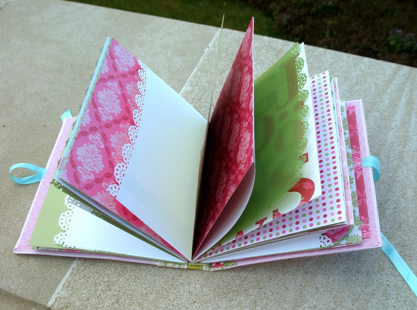 книжица или книжеца. книжица. книжица или книжеца. дизайн для книжицы. книжица или книжеца.