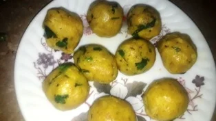 i -made-9-potato-balls