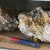 Australia: Discover gold rocks during mining