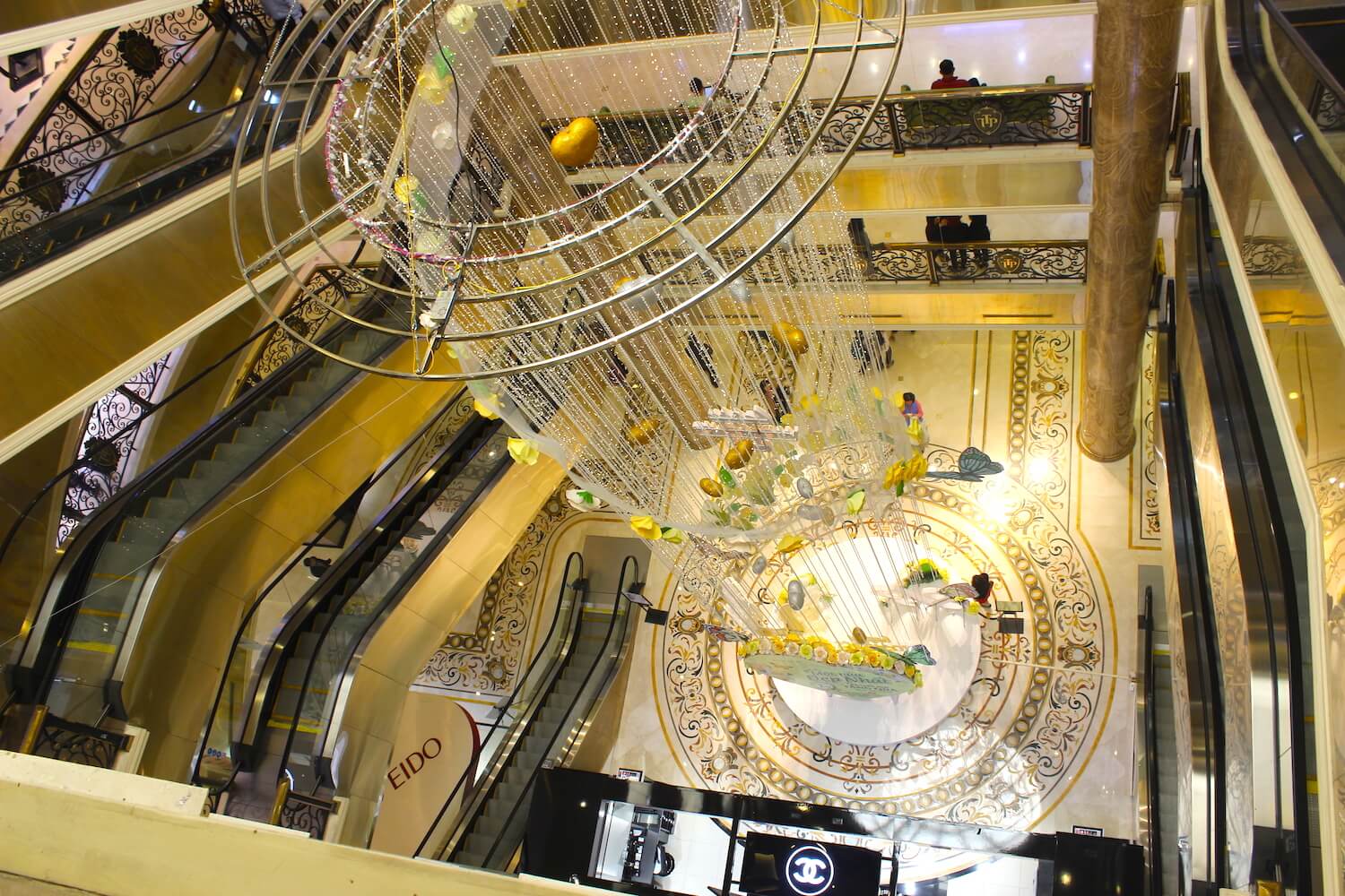 trang tien plaza luxury mall