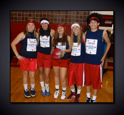 Group Costume: Globetrotters