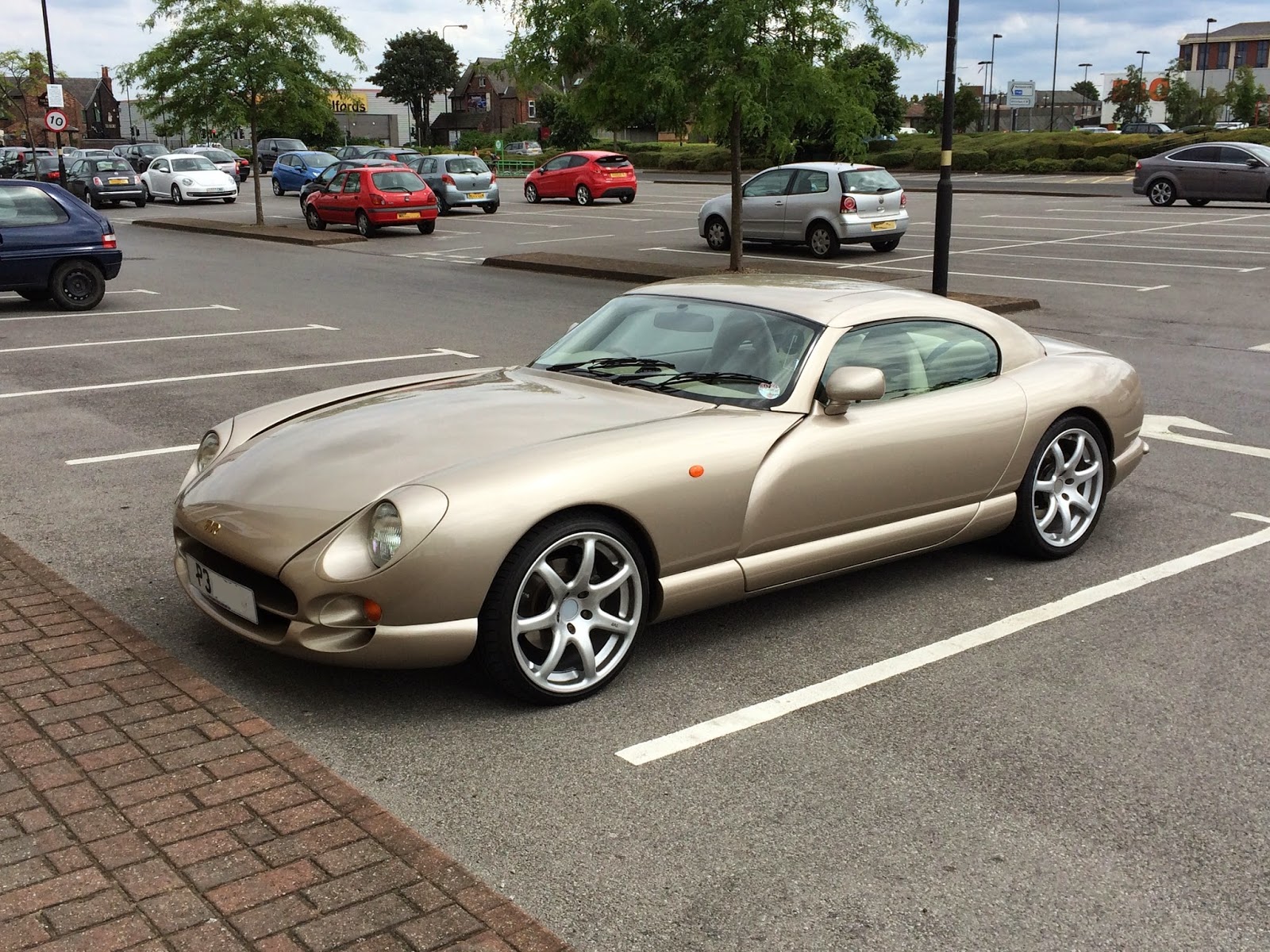 Автомобиль TVR Cerbera