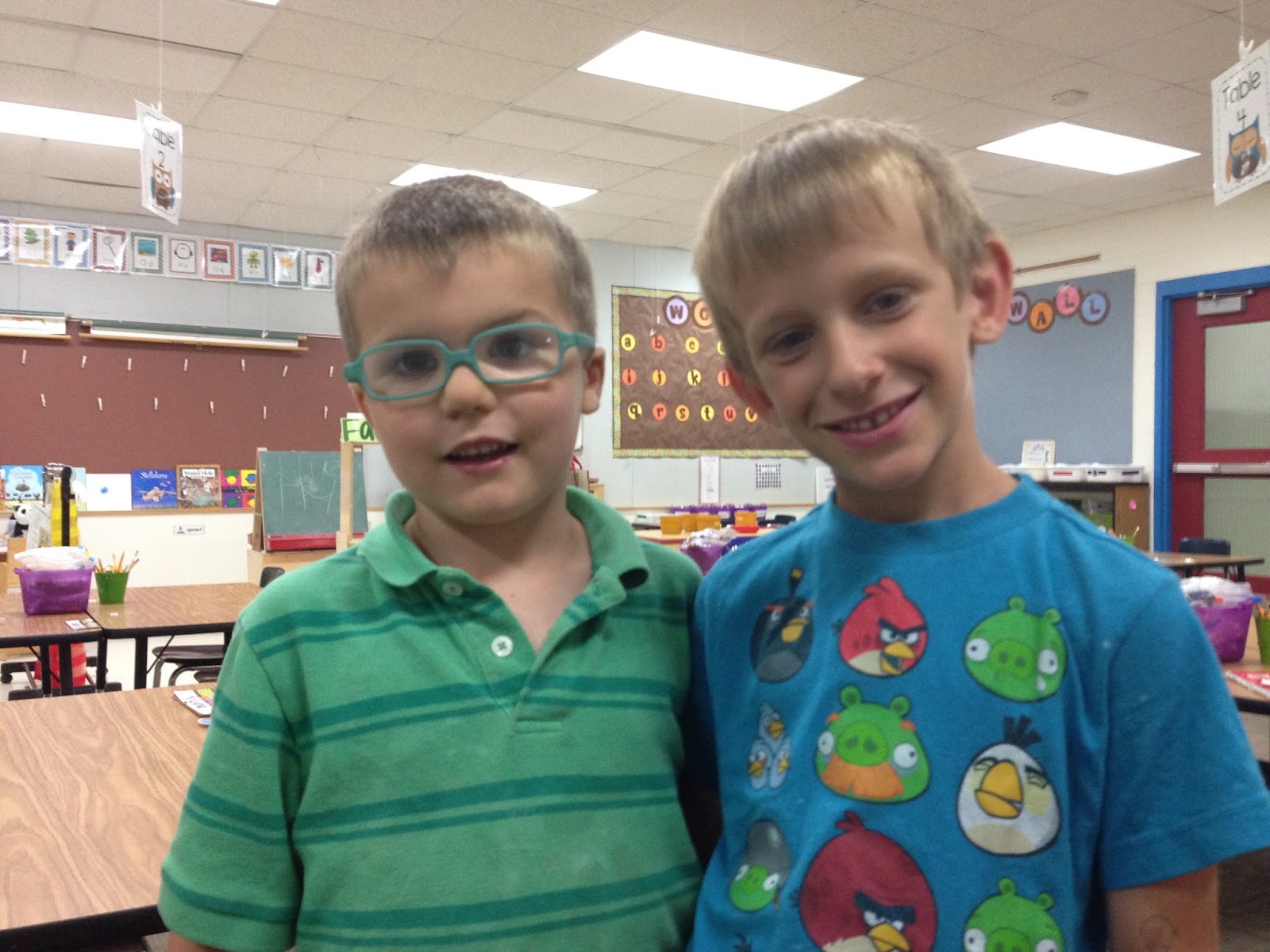  Ms. Woods' Kindergarten Class: Friends forever in kindergarten! 