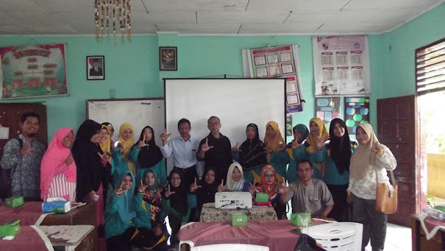 Salam Literasi, Guru-guru SD gugus 1 Kecamatan Tampan dan Tim Inprasa