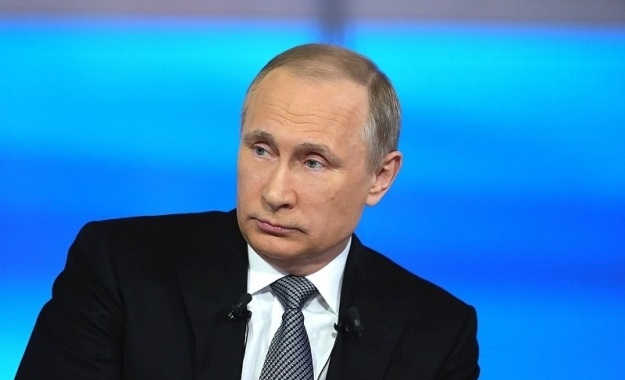 Putin: "Δεν θα απελάσουμε κανέναν Αμερικανό διπλωμάτη, δεν τσιμπάμε στο "δόλωμα" των ΗΠΑ"