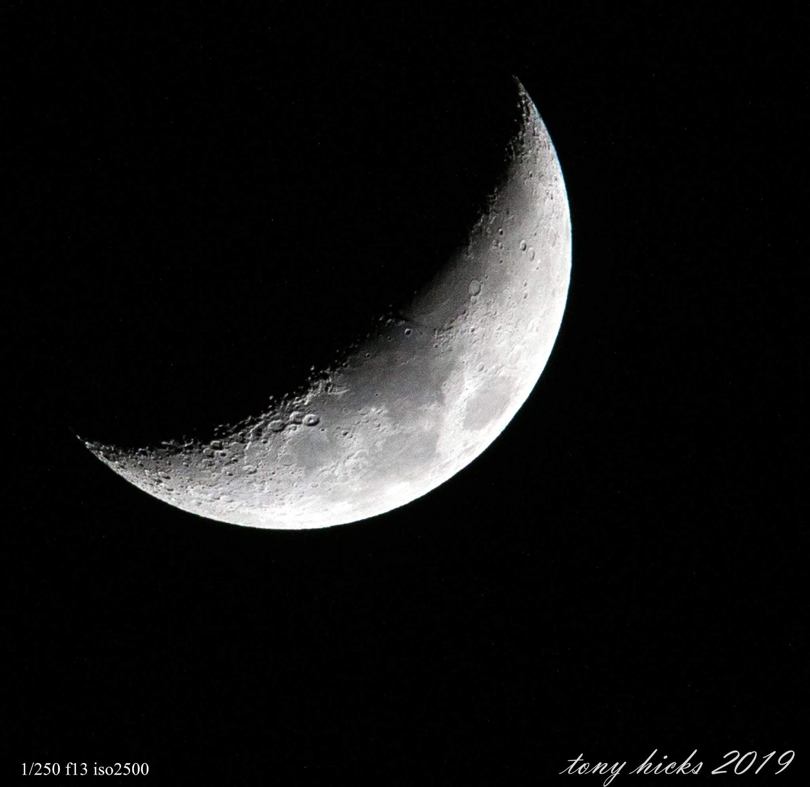 Photography 5066 Waxing Crescent and Waxing Gibbous Moon