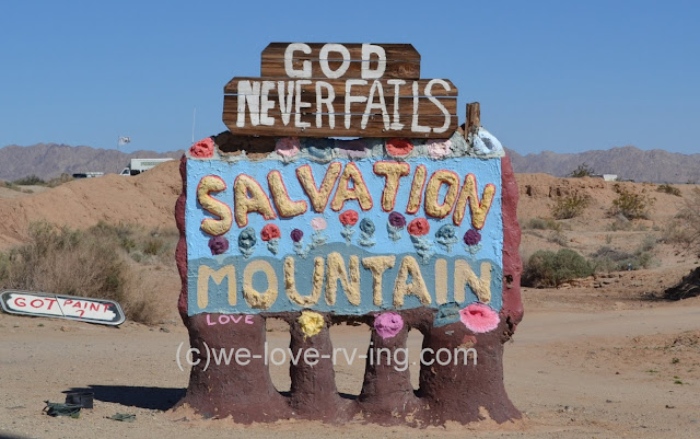 The sign cannot be missed as we approach Slab City.