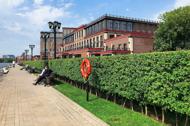 Ленинградское шоссе, набережная, бизнес-центр River City – бывшая территория «Портхладокомбината»