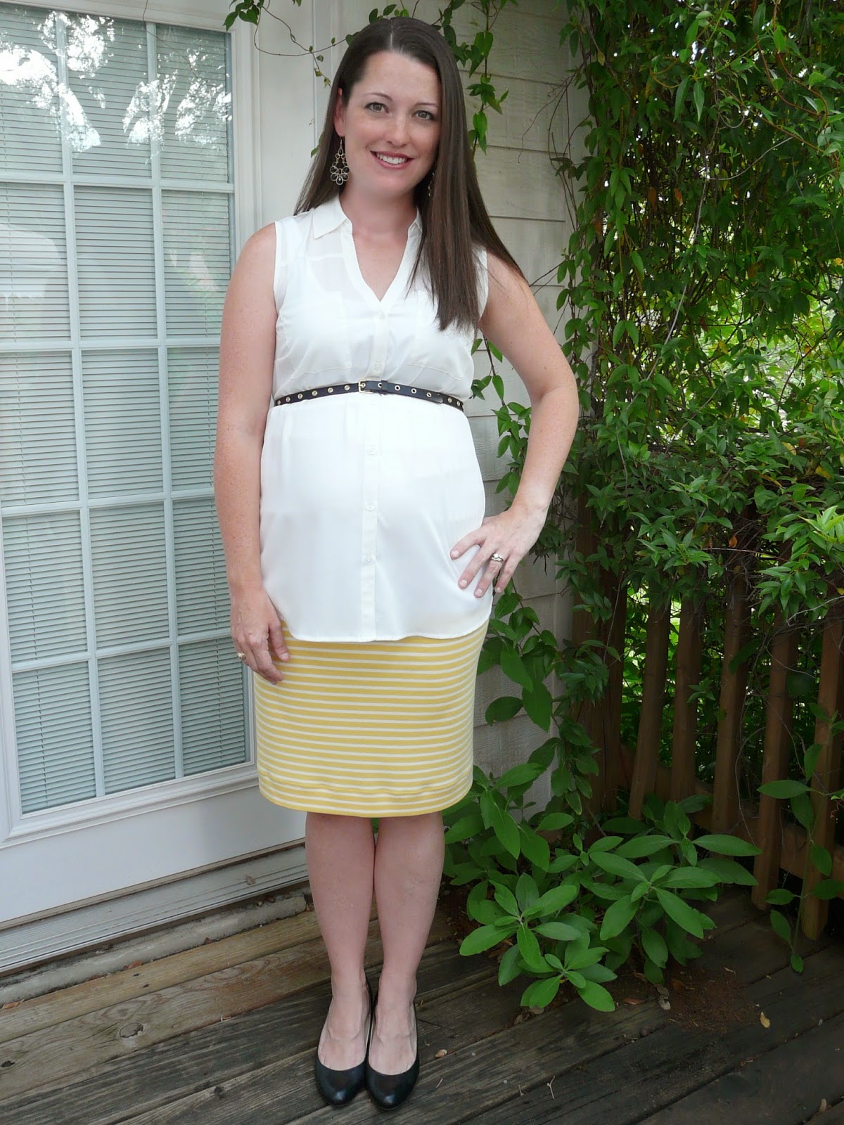 Amanda's Adventures in Sewing: Yellow + white ponte maternity skirt