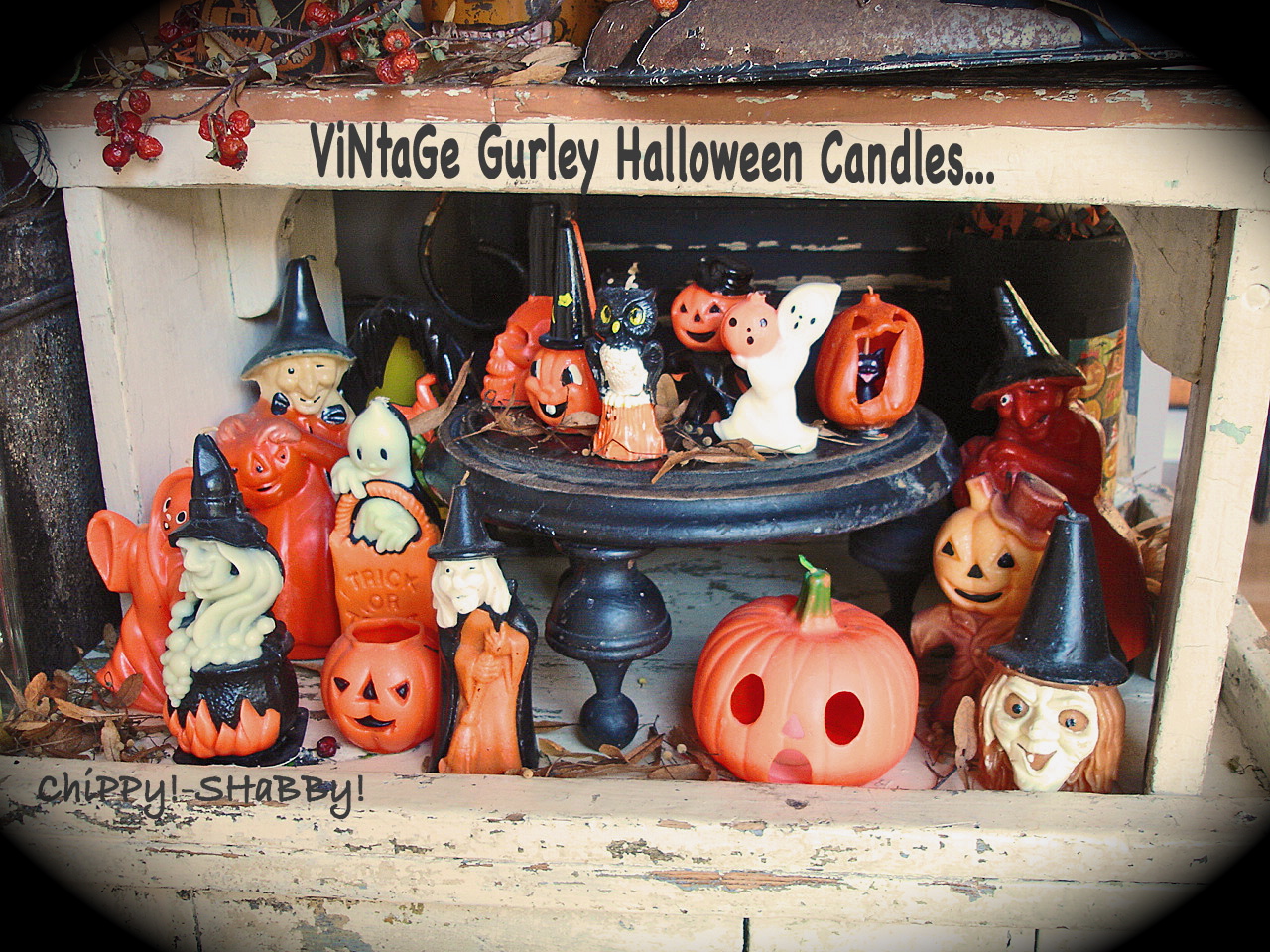 ChiPPy! SHaBBy! ViNtaGe GURLEY HaLLoWeeN CANDLES!*!*!